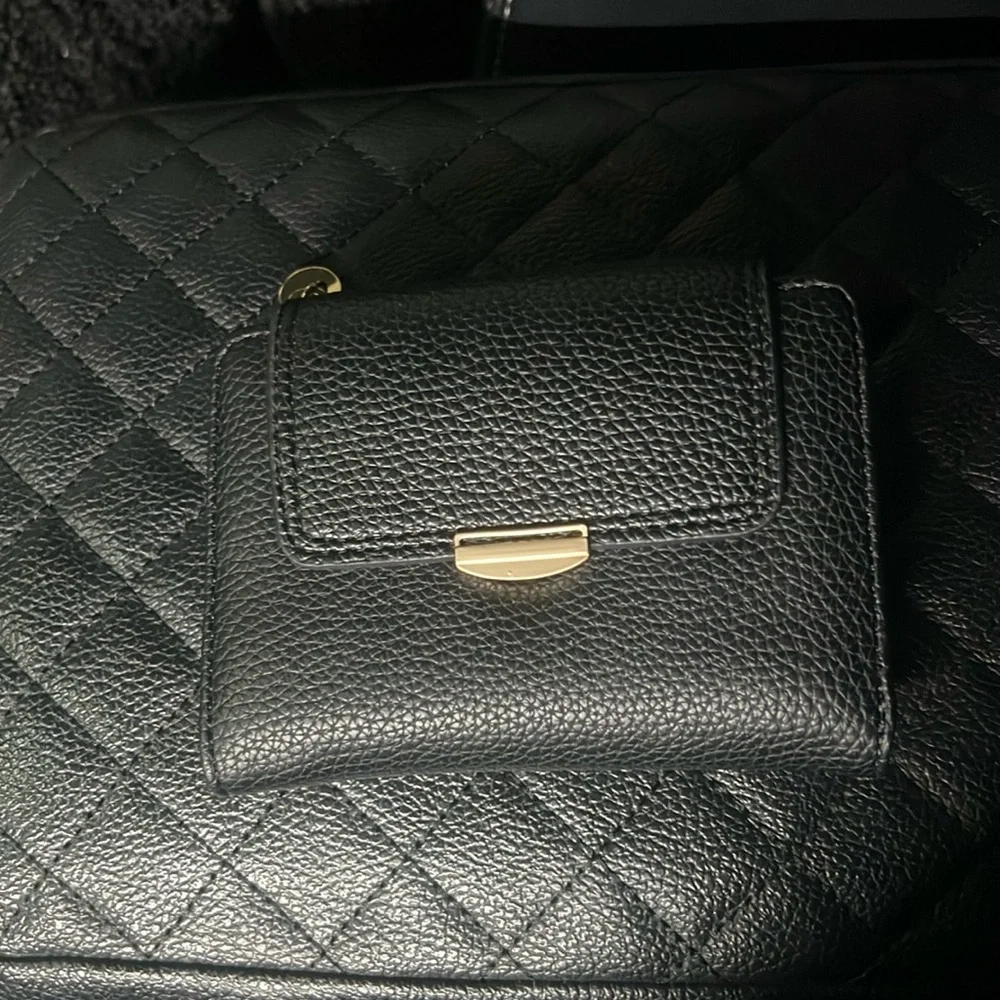 Black Leather Wallet - Picture 1 of 9